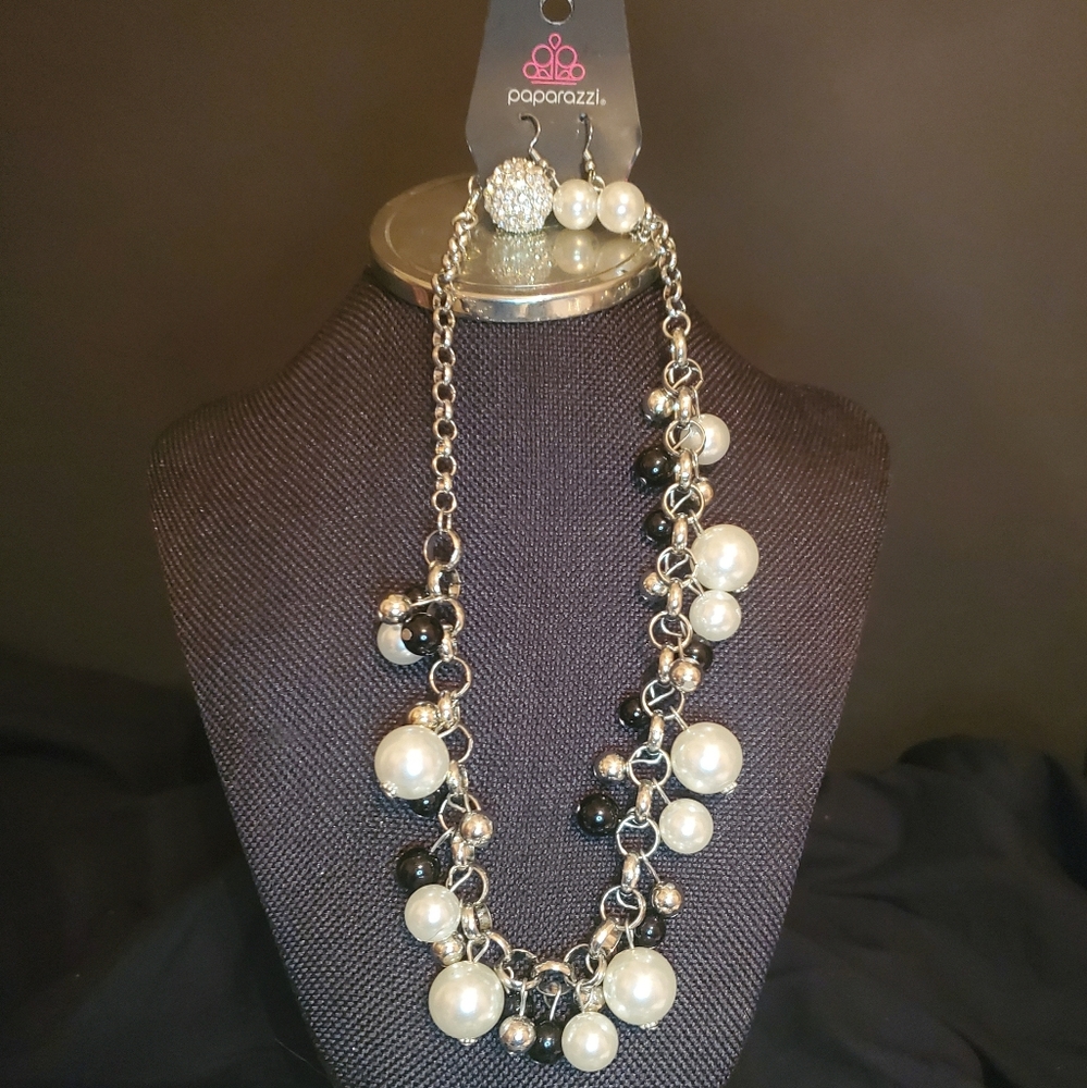Paparazzi Jewelry Lot